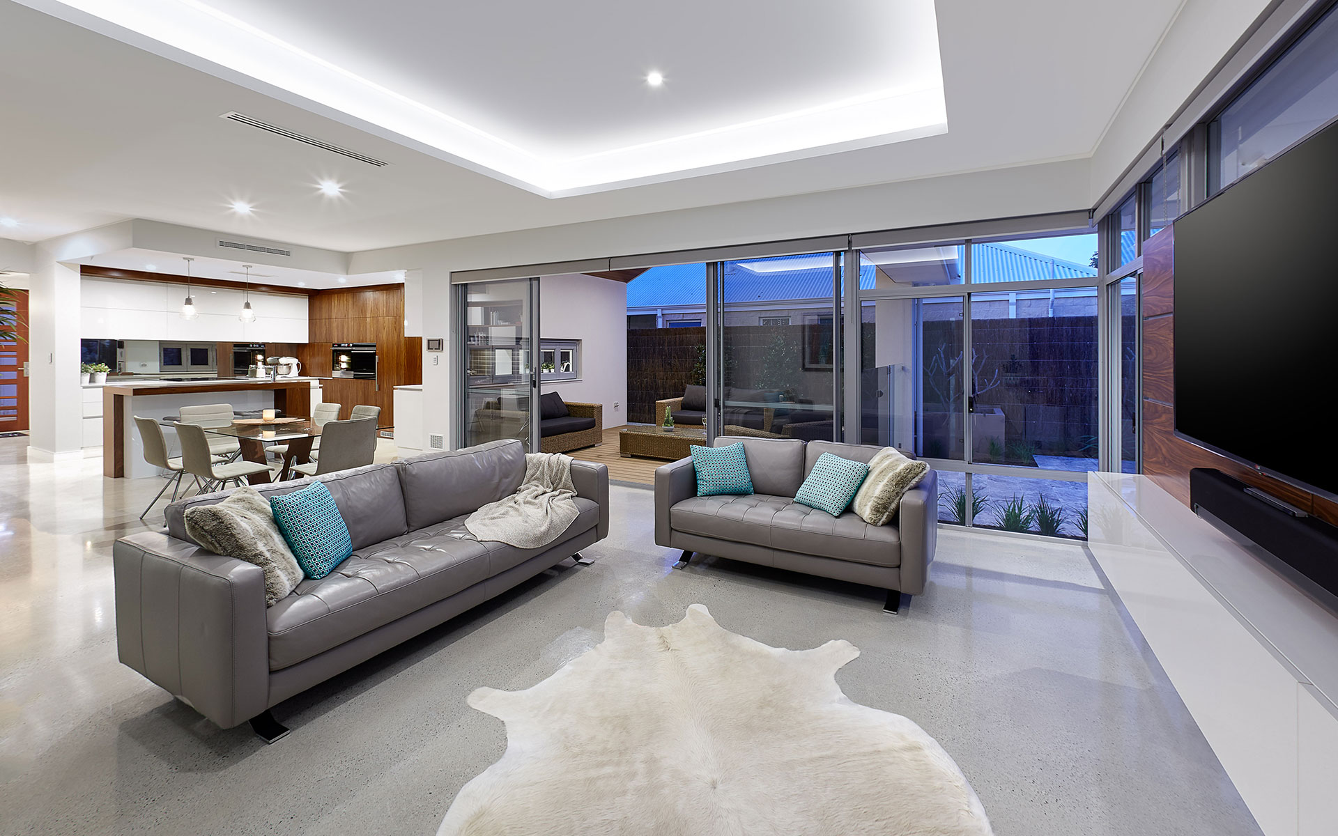 Roller Fifth Roller Fifth